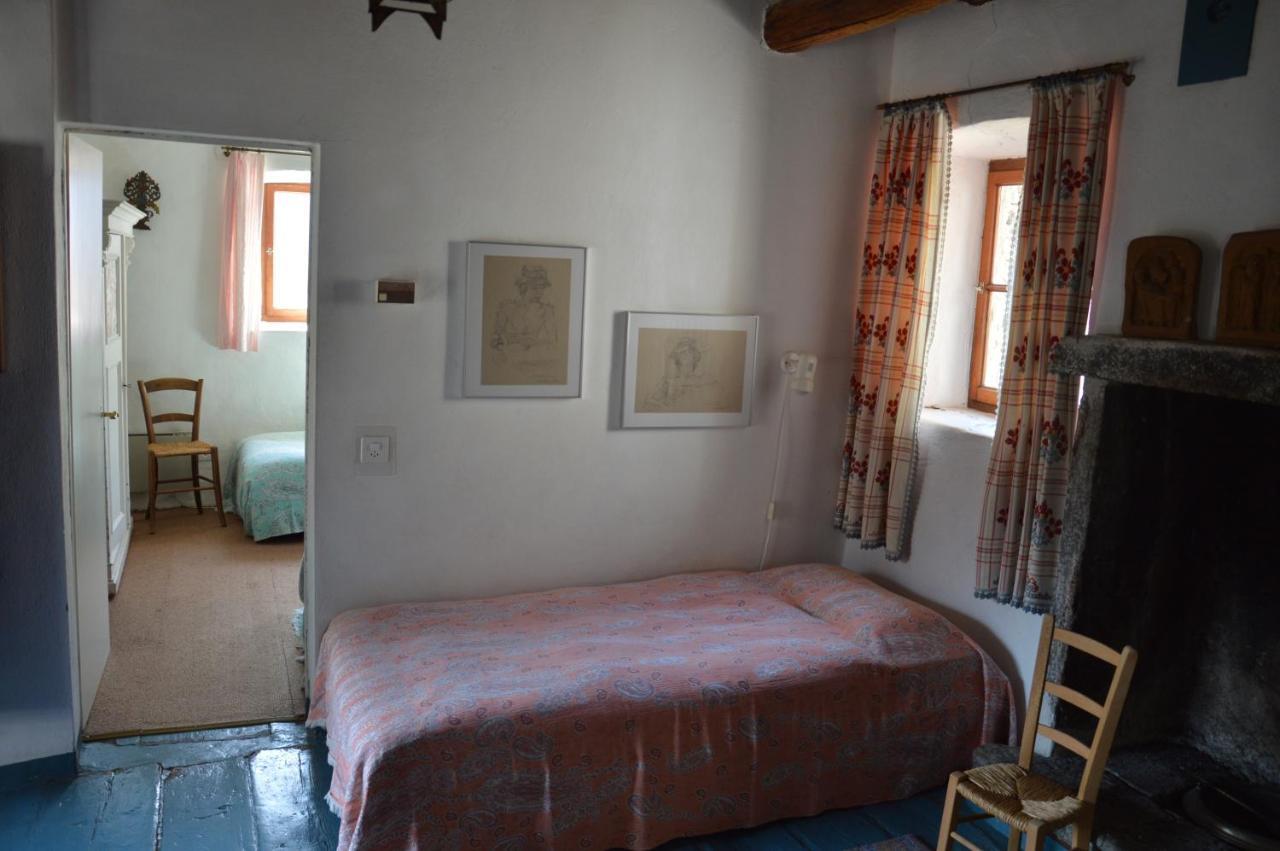 Villa Rustico Pult Someo Esterno foto