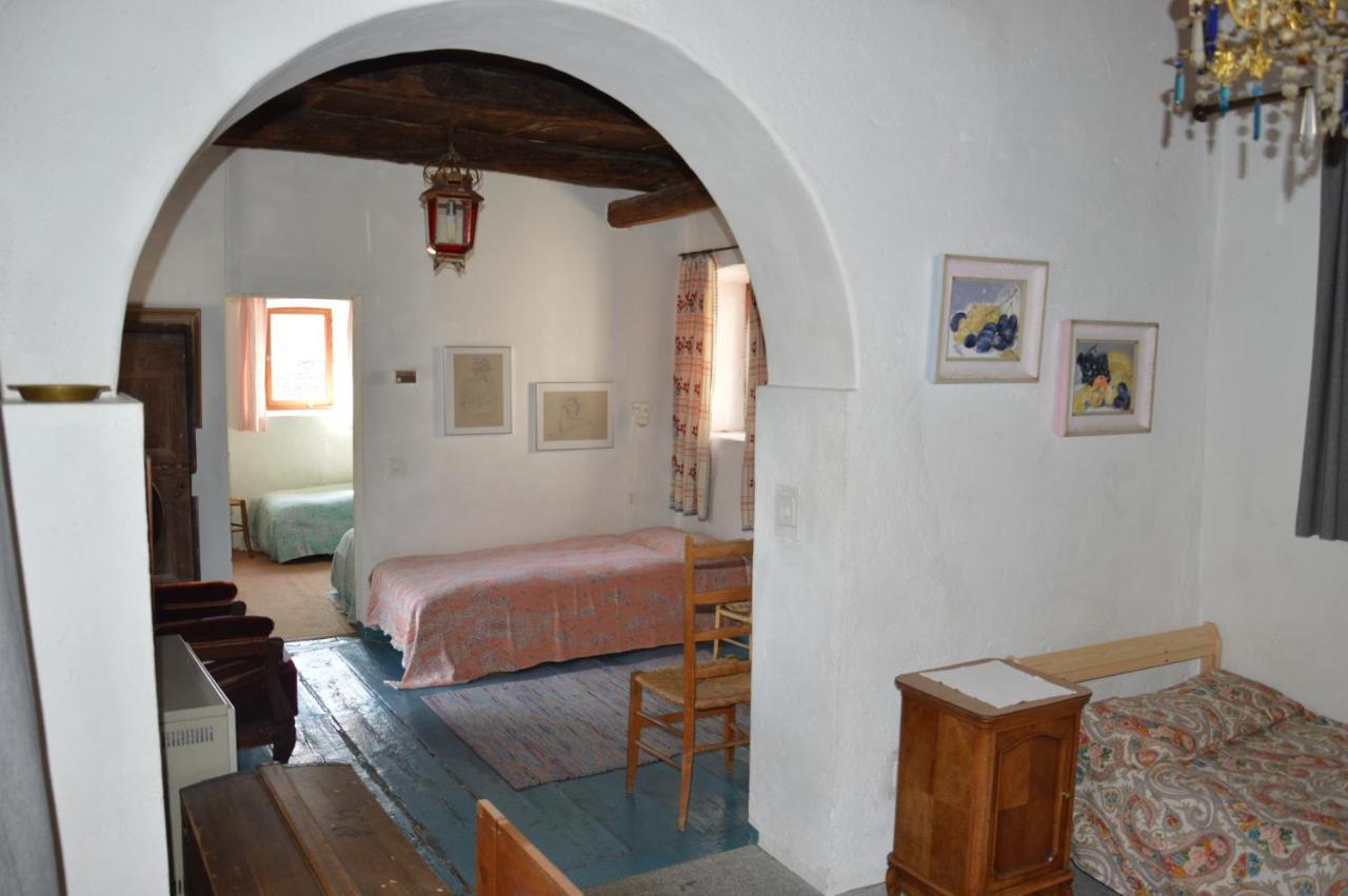 Villa Rustico Pult Someo Esterno foto