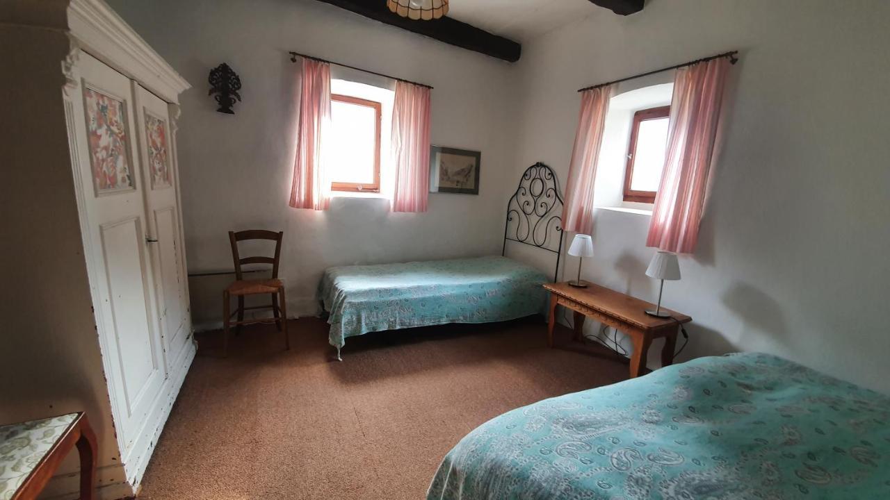 Villa Rustico Pult Someo Esterno foto