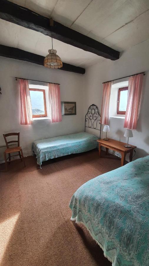 Villa Rustico Pult Someo Esterno foto