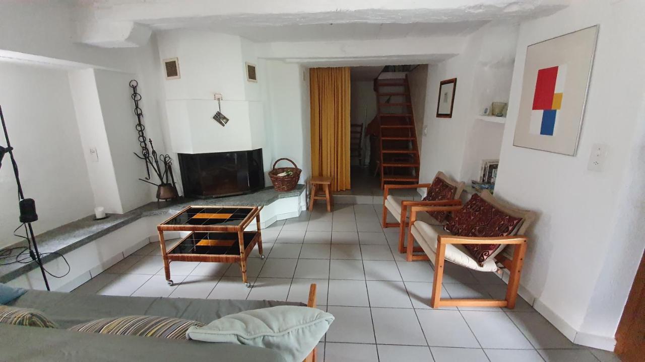 Villa Rustico Pult Someo Esterno foto