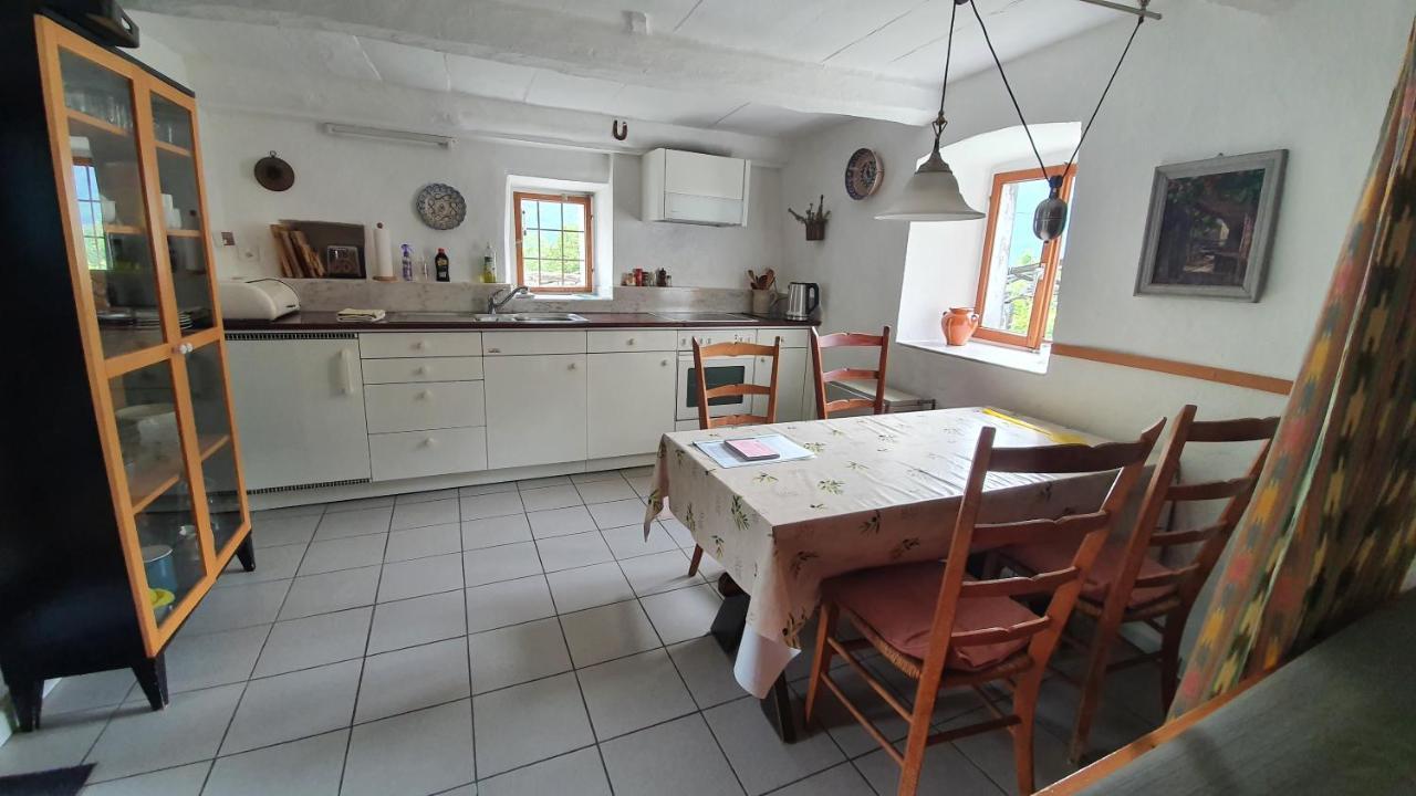 Villa Rustico Pult Someo Esterno foto